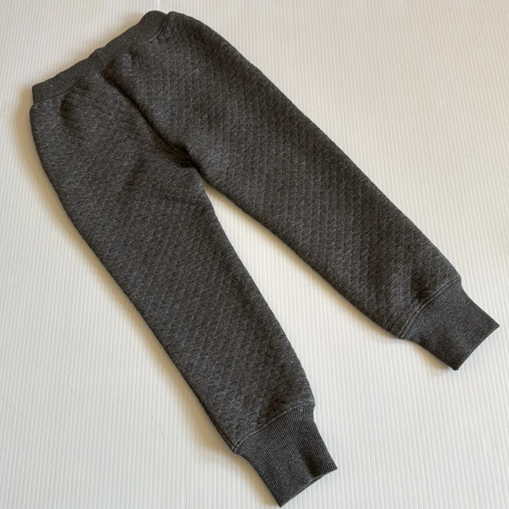 Gap kids gray quilted joggers. Girls size XS